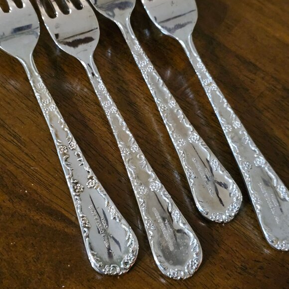 4 Williams Rogers Enchanted Rose Fork 7.75" floral embossed maximalism 1995 - Picture 10 of 13